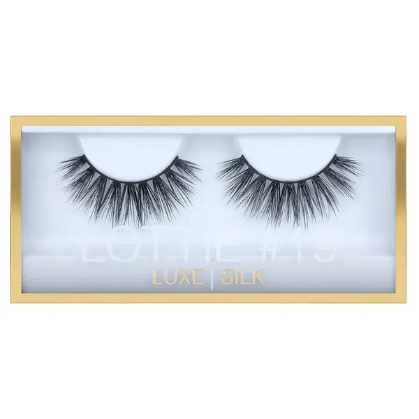 Huda beauty Luxe Silk Lash Lottie 19