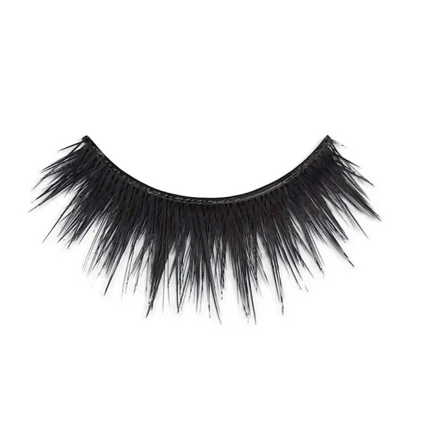 Huda Beauty Classic Lash Carmen 9