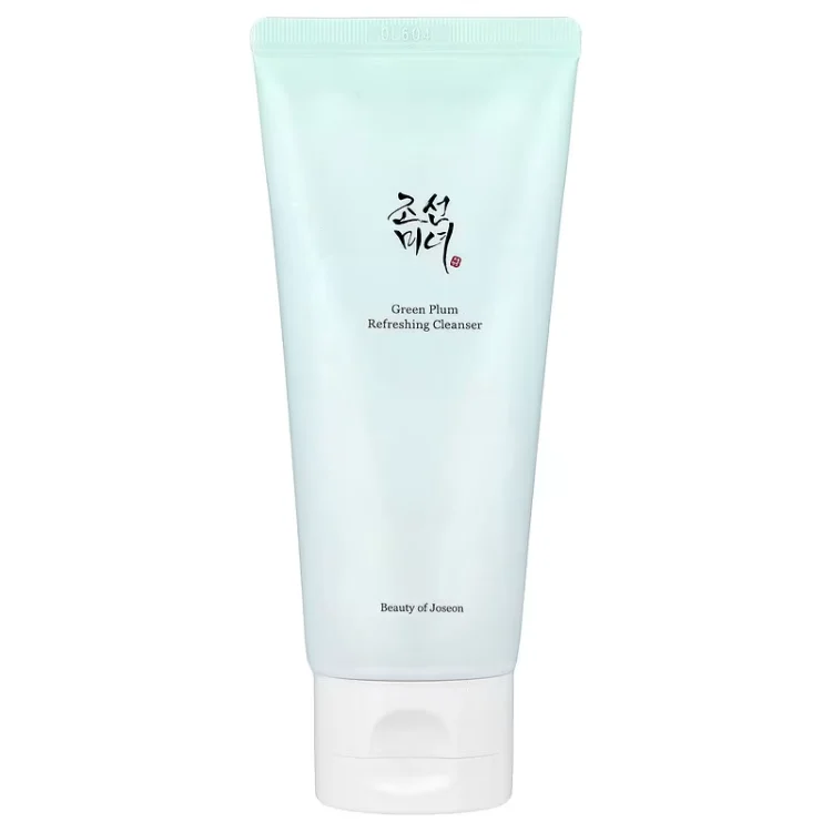 Green Plum Refreshing Cleanser