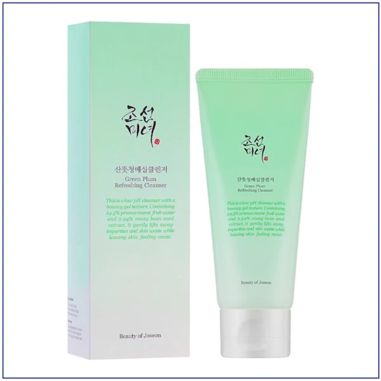 Green Plum Refreshing Cleanser